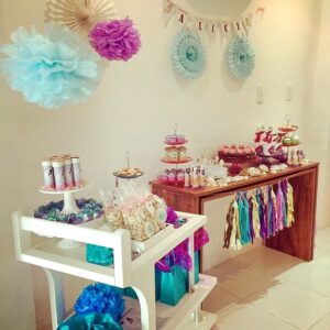 Varal de Franjas e Pompons Decoração ALLEGRA PARTY
