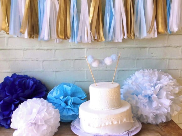 Varal Franjas e Pompons com MINI Varal para Bolo ANJO AZUL