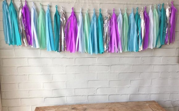 FROZEN Varal de Franjas Decoração Tassel pompons - Imagem 2